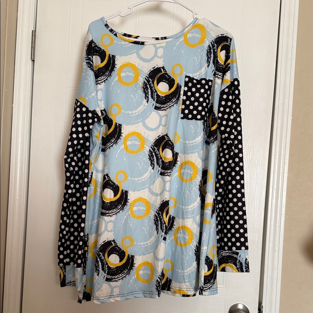 Stylish Polka Dot and Circle Patterned Blouse